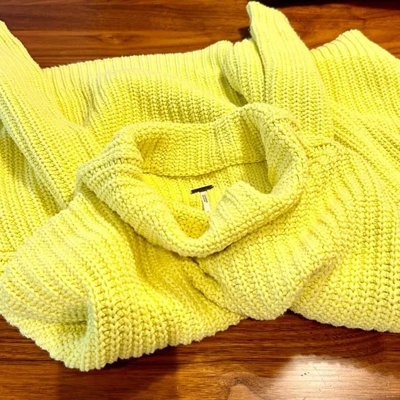 Free People Yellow Oversized Chunky Shaker Sweater - Picture 3 of 8